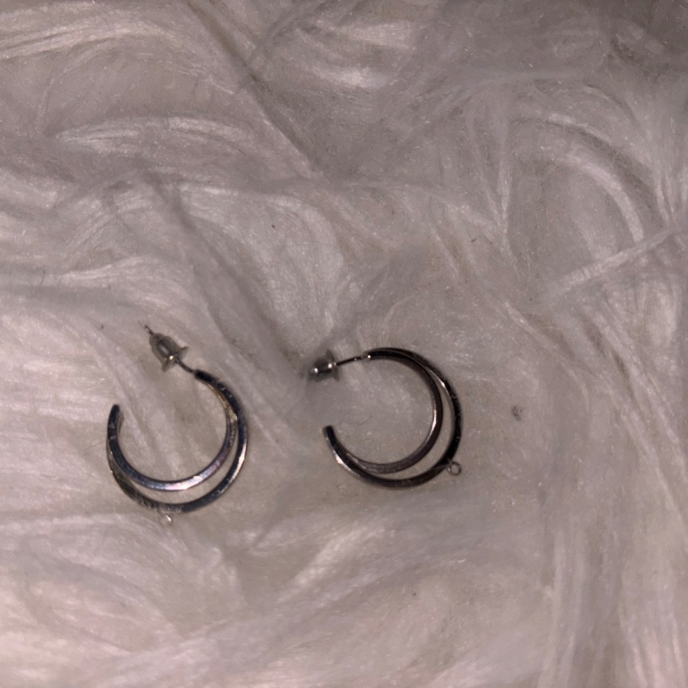 earrings - Picture 10 of 15